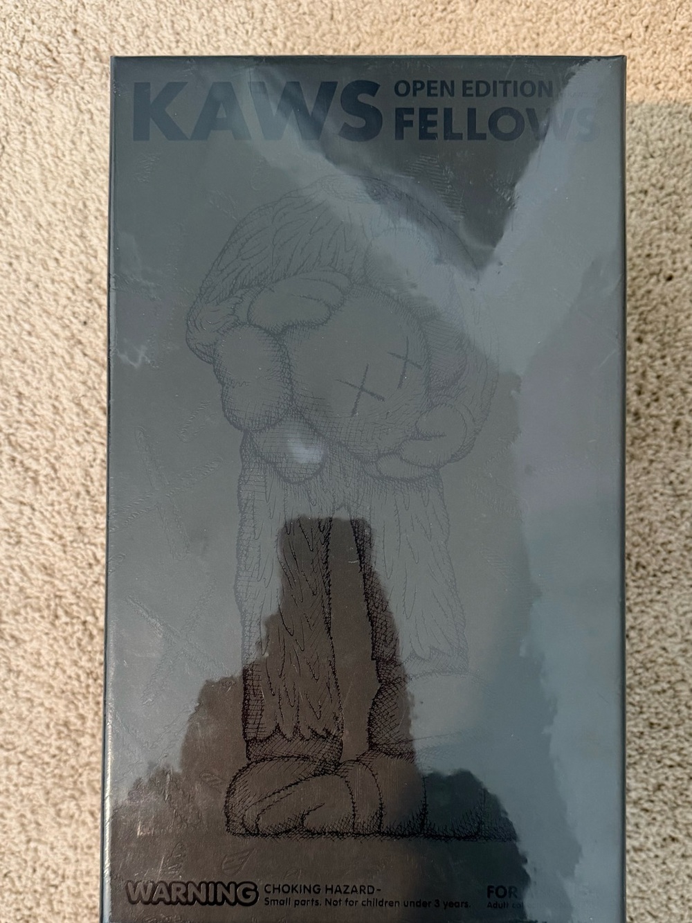 Brand new Unopened KAWS FELLOWS
BLACK TOY KAWS